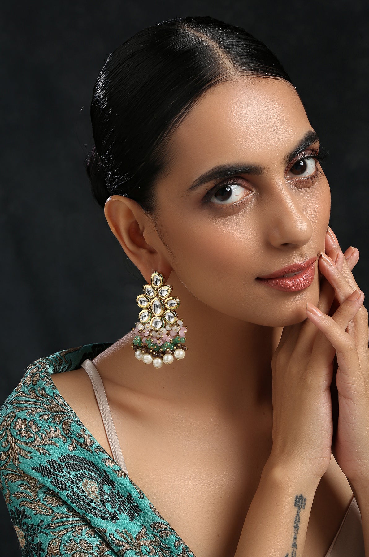 Antique gold kundan earrings - Indian Jewellery Designs